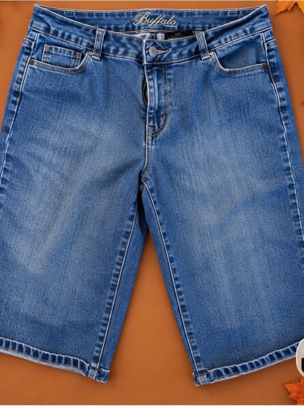 Buffalo David Bitton Women’s Denim Bermuda Shorts Size 10/30 inseam 13"